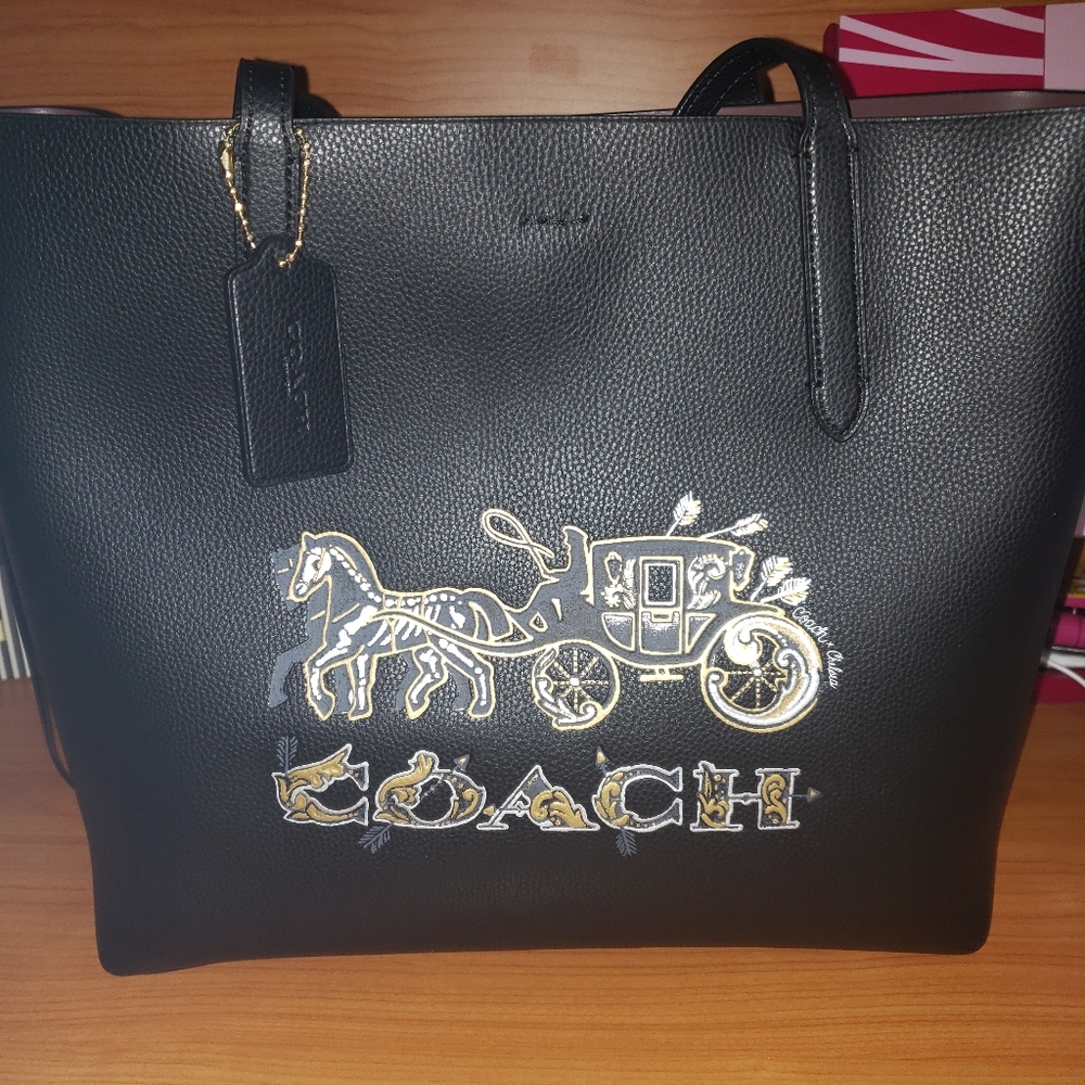NEW COACH TOTE HANDBAG